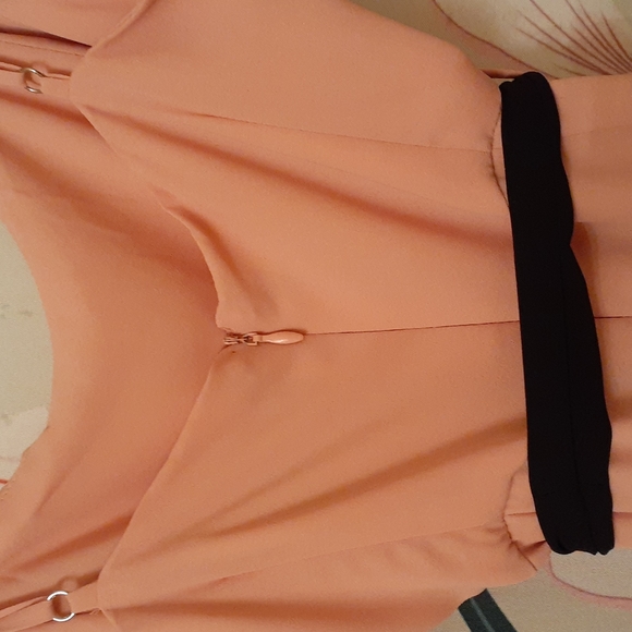 Ladies dress - Picture 6 of 6